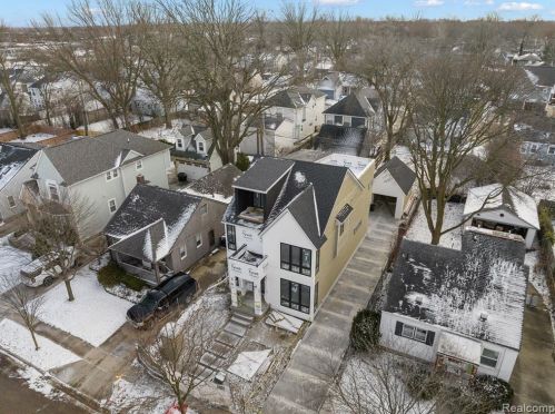 1852 Holland St, Bham MI 48009-6856 exterior