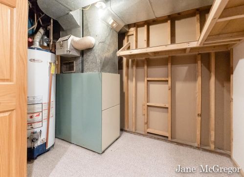 1305 Poulson Rd, Meskegon MI 49445-2532 exterior