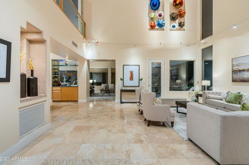 6413 31st St, Phoenix AZ 85008-1127 exterior