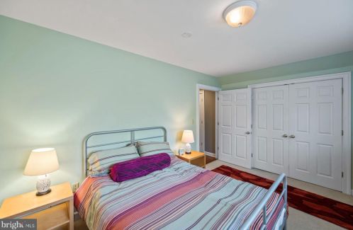 580 Mermaid Ln, Philadelphia PA 19118-4026 exterior