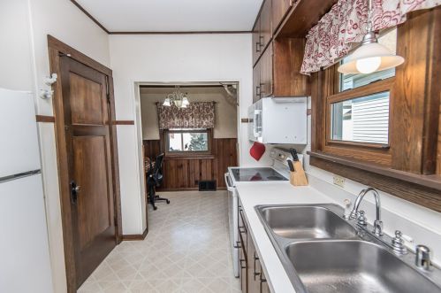 2157 67th Pl, Milwaukee WI 53219-1308 exterior