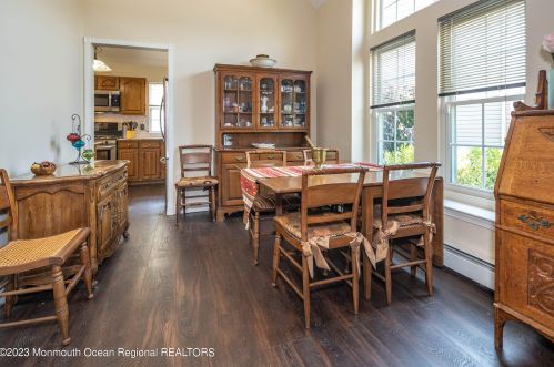 170 Kentucky Way, East Freehold NJ 07728-4657 exterior