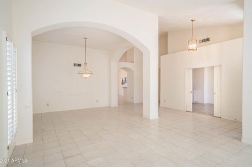 26014 Ribbonwood Dr, Chandler AZ  85248-8852 exterior