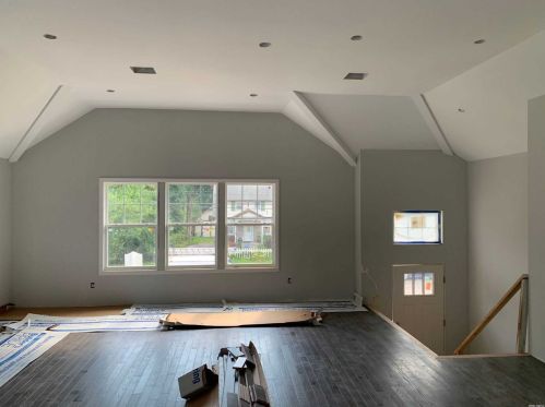 33 8 Ave, Huntington Station NY 11746-2210 exterior