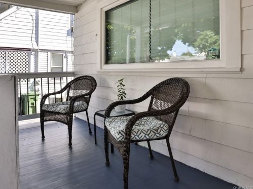 24 Roosevelt Ave, Middletown, NY 10940-4635