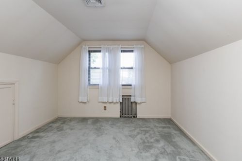 439 Lexington Ave, Cranford NJ 07016-2737 exterior