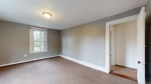 226 Farmington Ave, New Britain CT 06053-2932 exterior