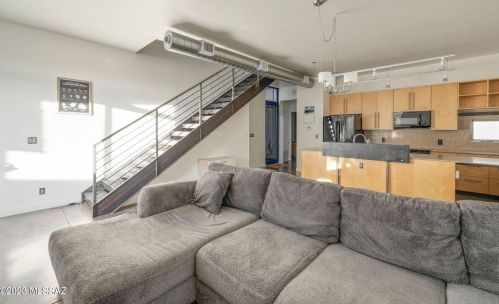 3605 3rd St, Tucson AZ  85716-4609 exterior