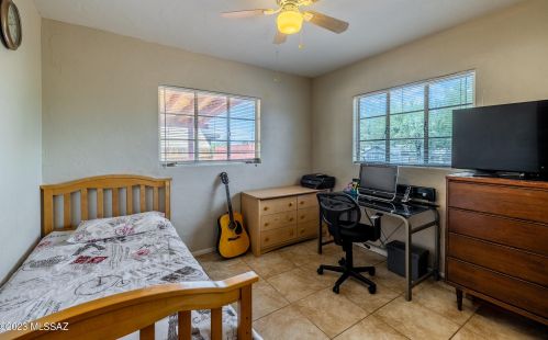 4625 13 St, Tucson AZ 85719-6109 exterior