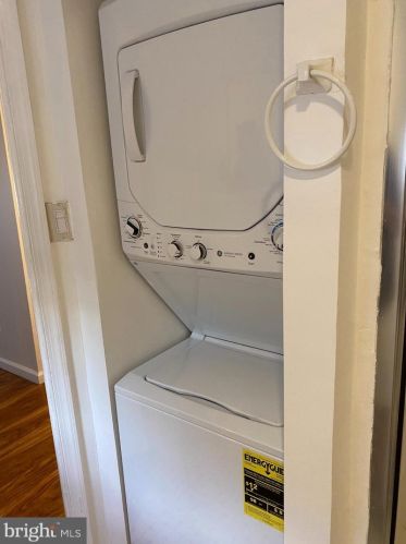 1014 12th St, Philadelphia PA  19147-3629 exterior