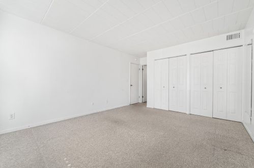 631 Frst Grn Dr, Moon Twp PA 15108-2768 exterior