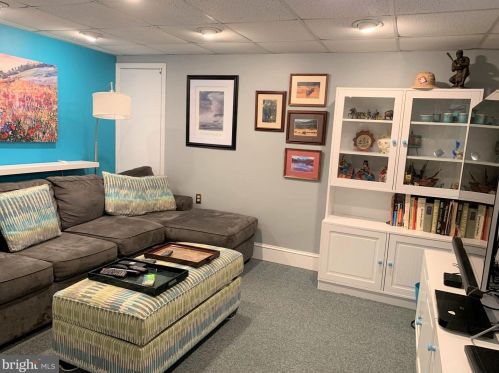 614 Church St, Limerick PA 19468-2123 exterior