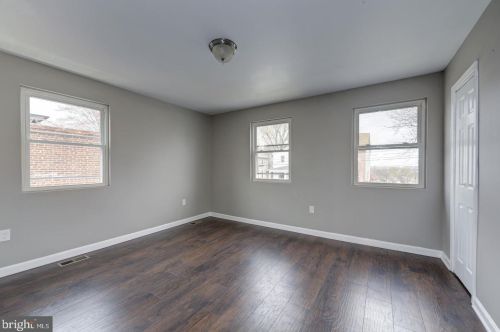 4709 Jay St, Washington DC 20019-3753 exterior