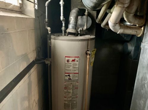 3211 13th St, Milwaukee WI 53215-4611 exterior