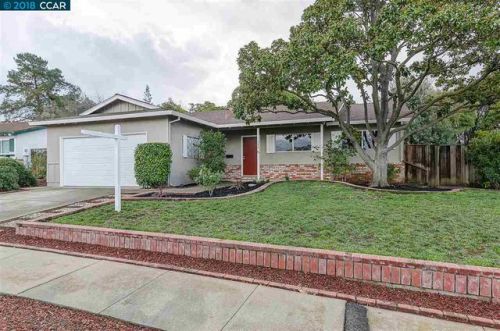 5242 Park Highlands Blvd, Concord, CA 94521-3706