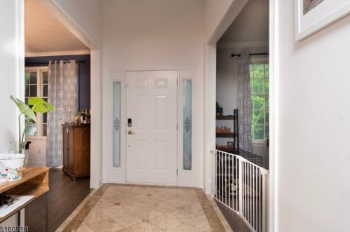 68 Terrace Ave, Town Center NJ  07052-3662 exterior