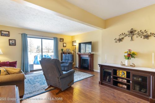 5874 Okemos Rd, Haslett MI 48840-9562 exterior