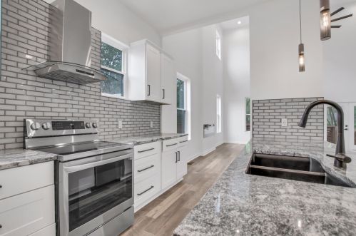 1313 Metropolitan Pkwy, Atlanta GA 30315-6230 exterior