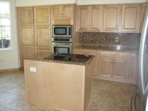 4039 Golfside Dr, Orlando FL 32808-3005 exterior