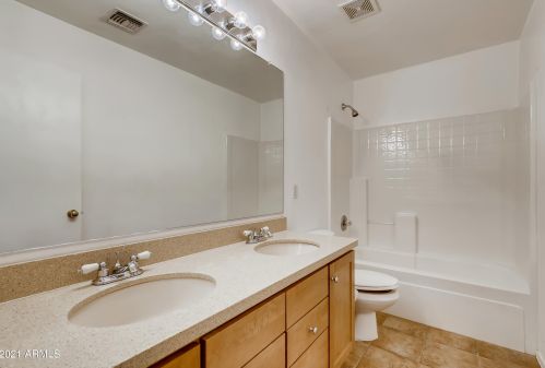 9009 6 St, Phoenix AZ 85020-3502 exterior