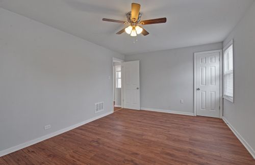 937 123rd St, Chicago IL 60827-5723 exterior