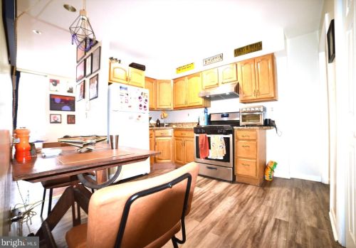 1410 6 St, Philadelphia PA 19147-5841 exterior