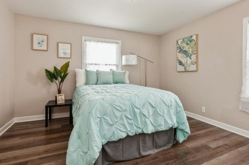 4894 62nd St, Milwaukee WI  53218-4113 exterior