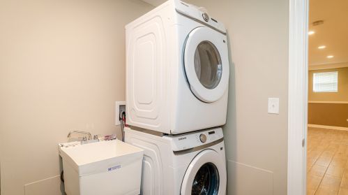 3221 Parnell Ave, Chicago IL 60628-6311 exterior