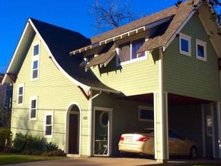 1610 14th St, Austin TX  78703-3923 exterior