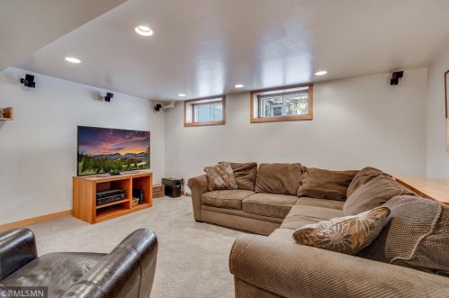 29 Fry St, Saint Paul MN 55104-3703 exterior