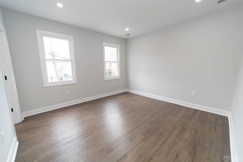 773 Gadek Pl, Perth Amboy NJ 08861-2910 exterior