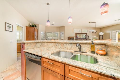 907 Night Heron Dr, Green Valley AZ 85614-6016 exterior