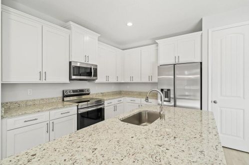 1913 Beauregard St, Fort Pierce FL  34953-1752 exterior