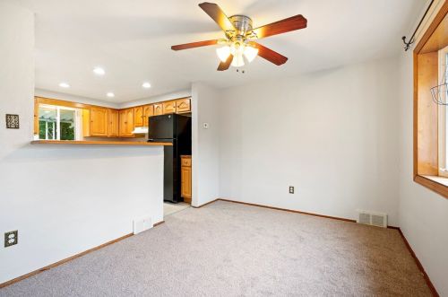 349 Anthon Dr, Pittsburgh PA 15235-3911 exterior