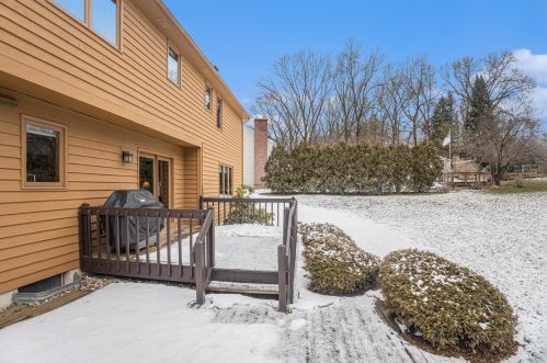 6905 Forest Valley Dr, Grand Rapids MI  49546-9205 exterior