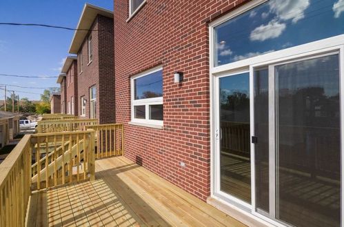 3642 Artesian Ave, Chicago IL  60618-4708 exterior