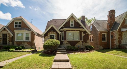 8419 Calumet Ave, Chicago, IL 60619-6031