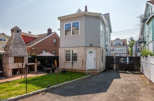 221 Myrtle Ave, Irvington NJ  07111-2657 exterior