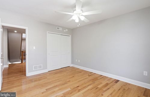 1627 Carpenter St, Philadelphia PA  19146-2005 exterior