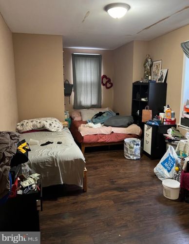 2034 6 St, Philadelphia PA 19122-1415 exterior