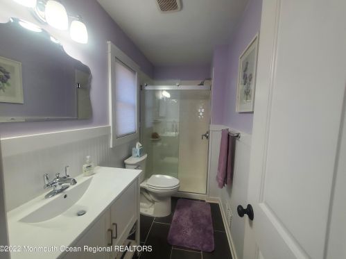 52 4 Winds Dr, Middletown NJ 07748-3141 exterior