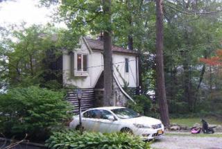 40 Lakeside Dr, Wantage NJ  07461-4365 exterior