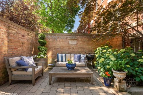 1928 Bissell St, Chicago IL  60614-5015 exterior