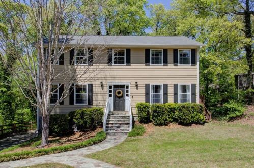 604 Green Valley Dr, Smyrna, GA 30082-4107