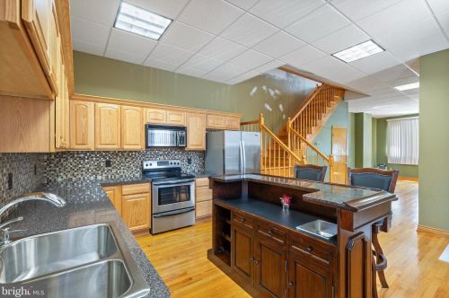 1712 2nd St, Philadelphia PA 19148-1334 exterior