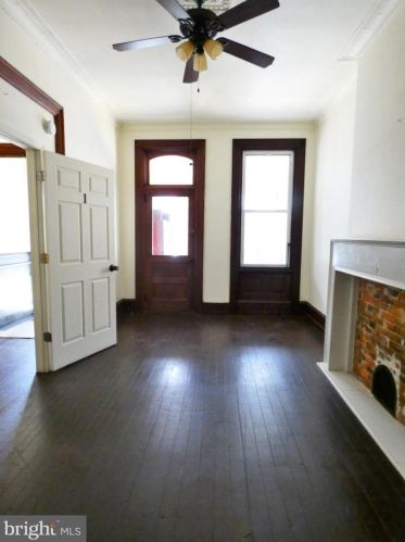 3806 Hamilton St, Philadelphia PA  19104-2316 exterior