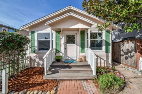 1575 Lincoln Ave, Capitola, CA 95010-3852