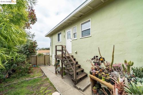 814 Solano, Berkeley CA 94706-1738 exterior