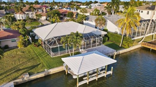 380 Conners Ave, Naples FL 34108-2126 exterior