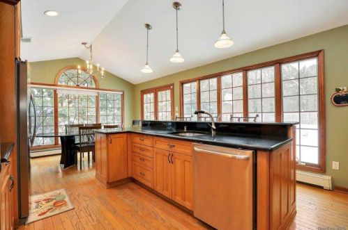 12 Belmar Ln, Commack NY 11725-1104 exterior